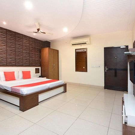Hotel Grand M Lajjo Ludhiana Exterior foto