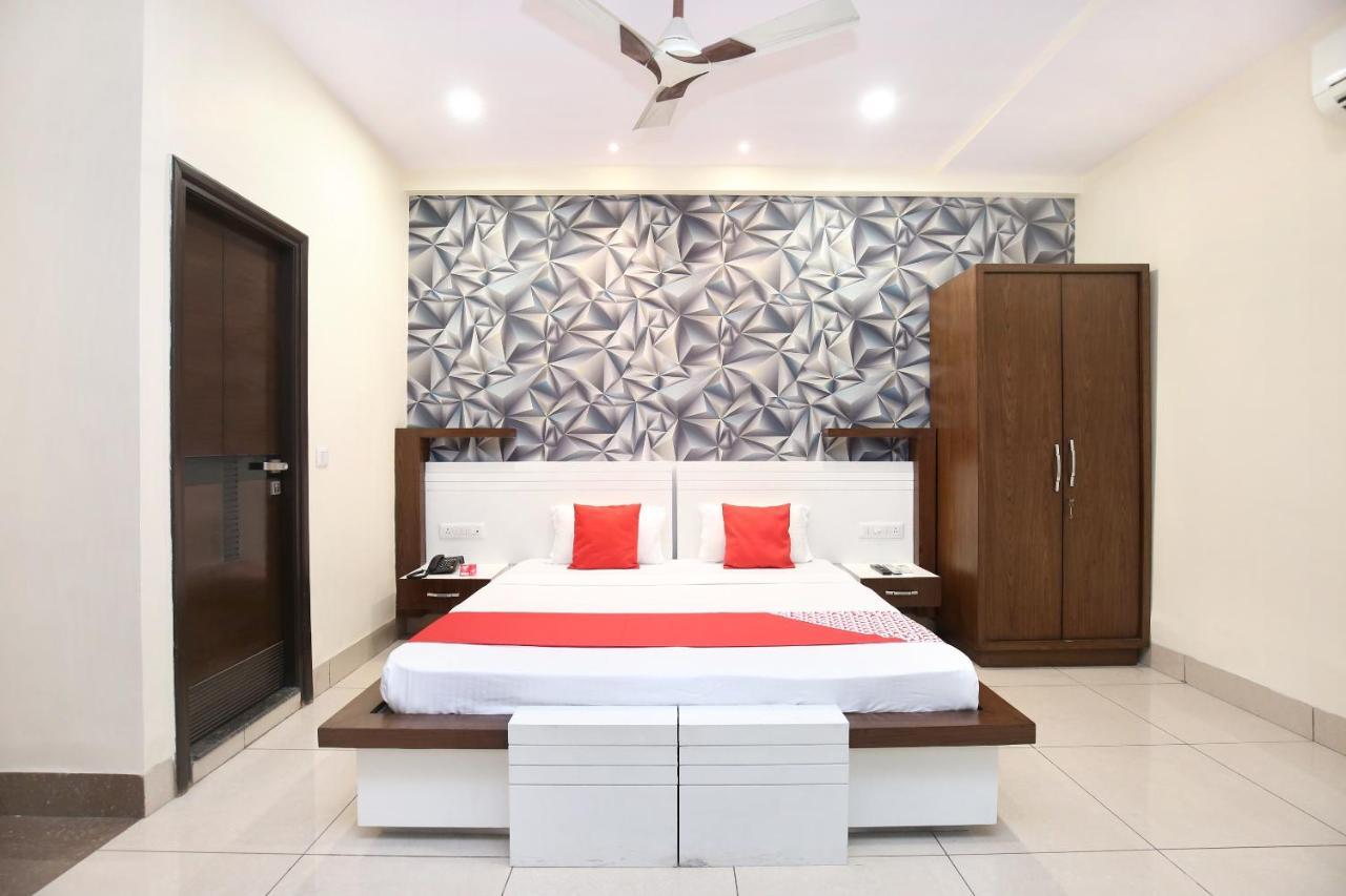Hotel Grand M Lajjo Ludhiana Exterior foto