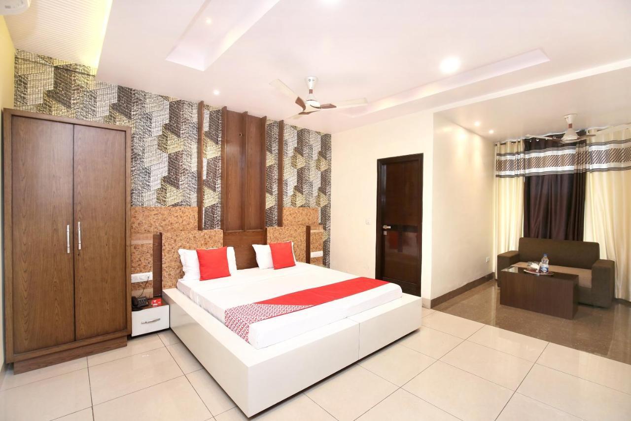 Hotel Grand M Lajjo Ludhiana Exterior foto